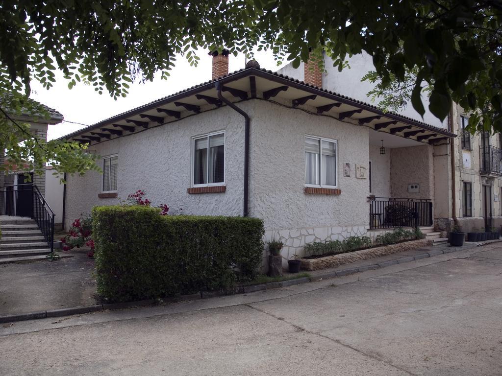 Casa Rural La Conejera Madrigalejo Del Monte 객실 사진